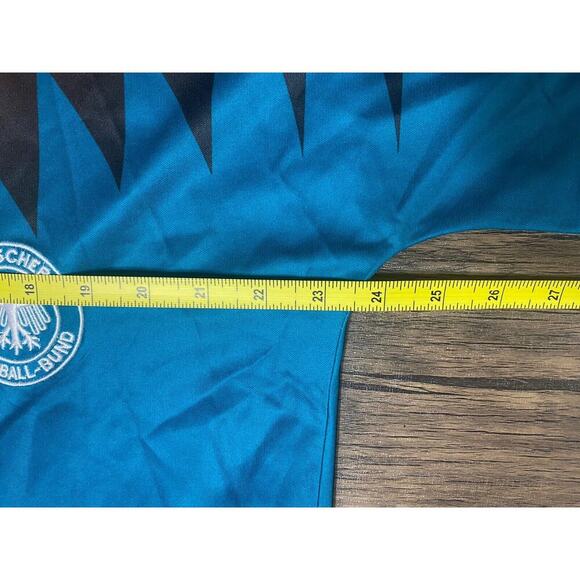 Germany Soccer | Men’s Medium Retro Jersey - Picture 4 of 7